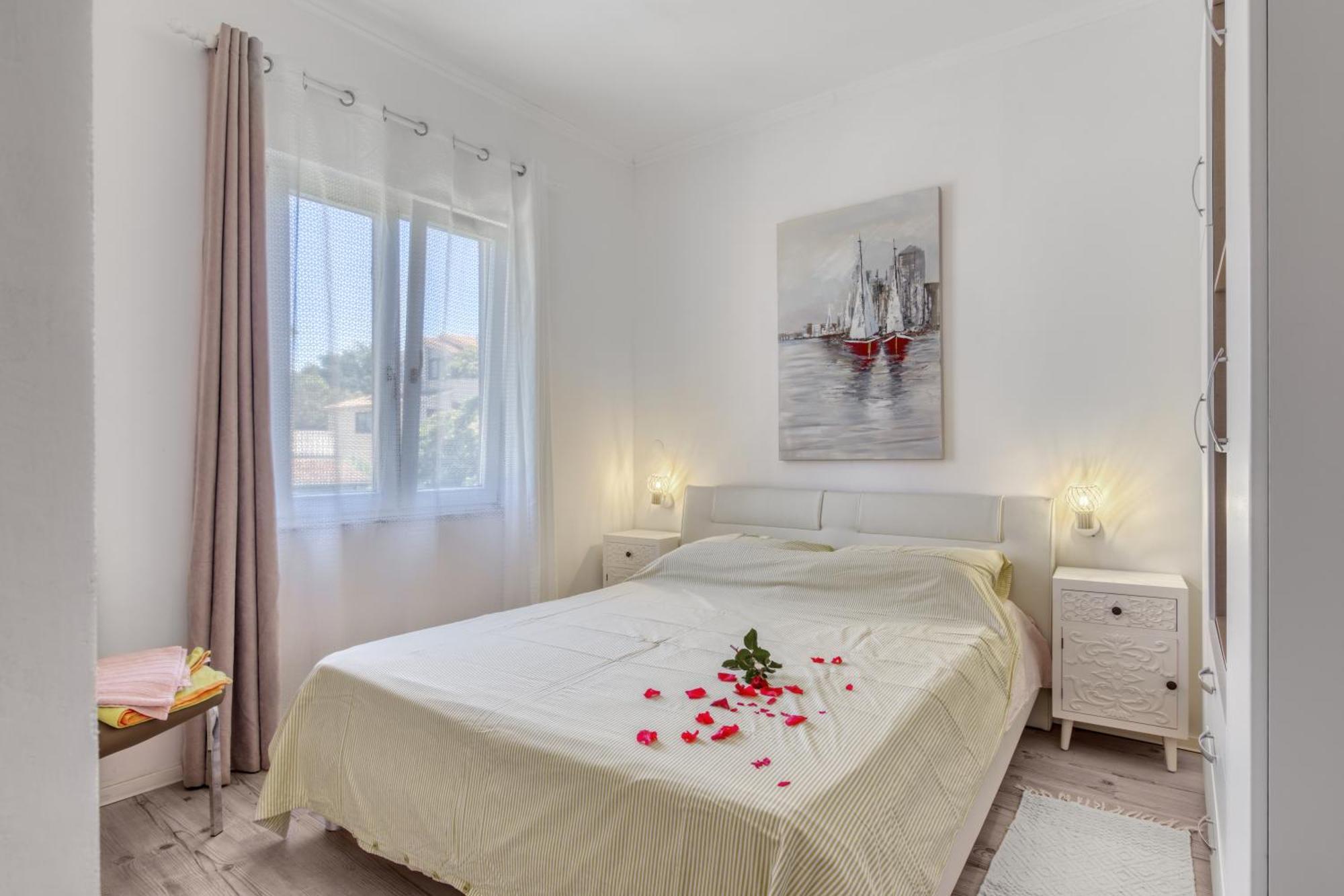 Charming House On The Beach And Deluxe Apartment Pula Oda fotoğraf