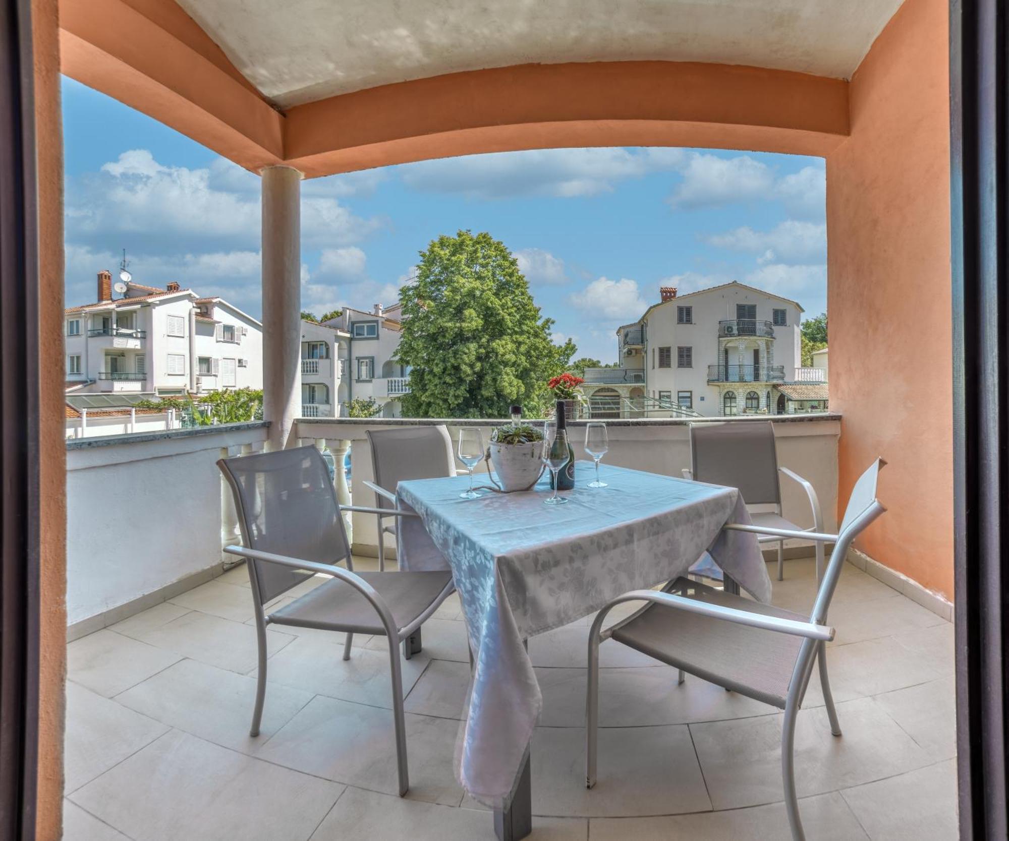 Charming House On The Beach And Deluxe Apartment Pula Oda fotoğraf